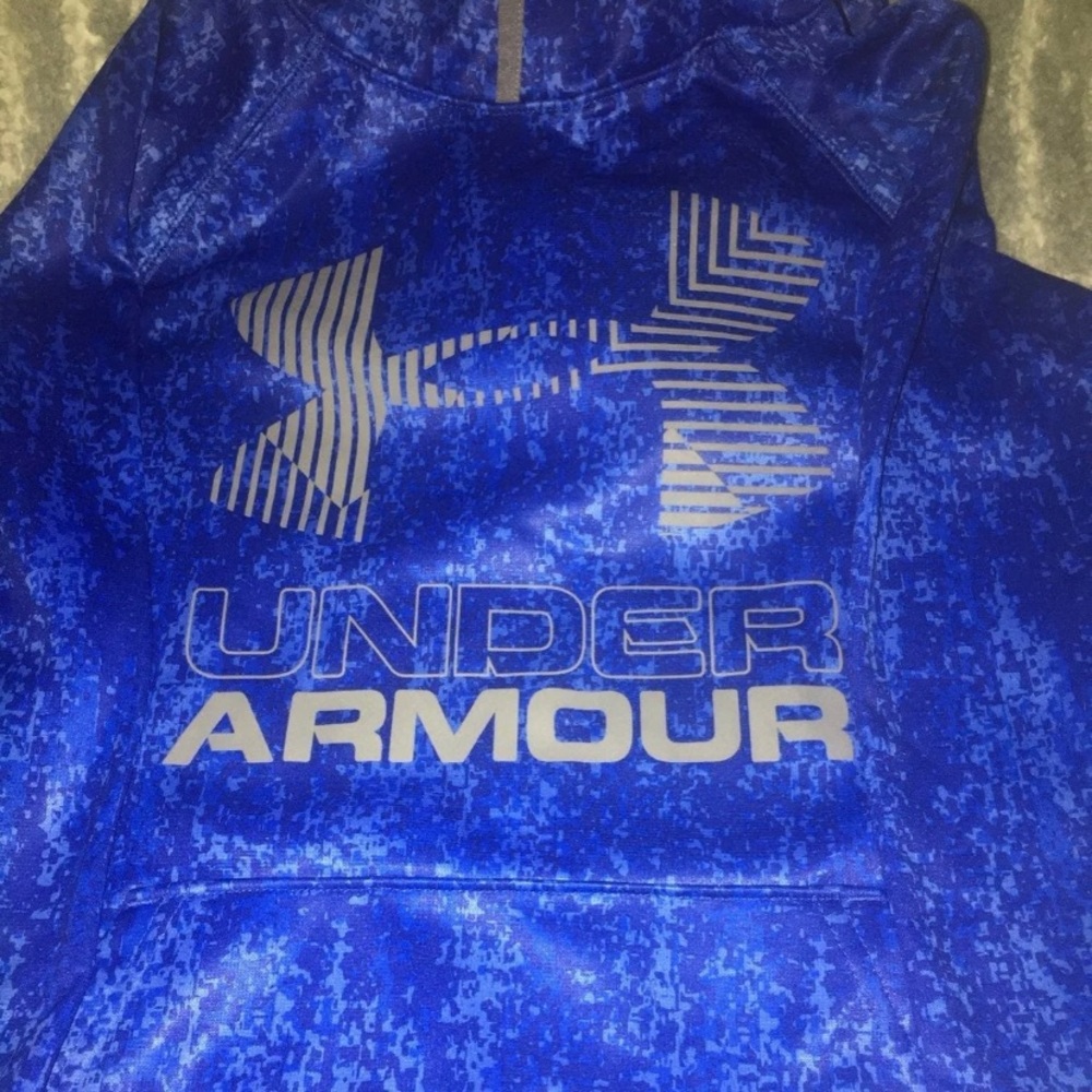 UNDER ARMOUR hooded sweatshirt-boys